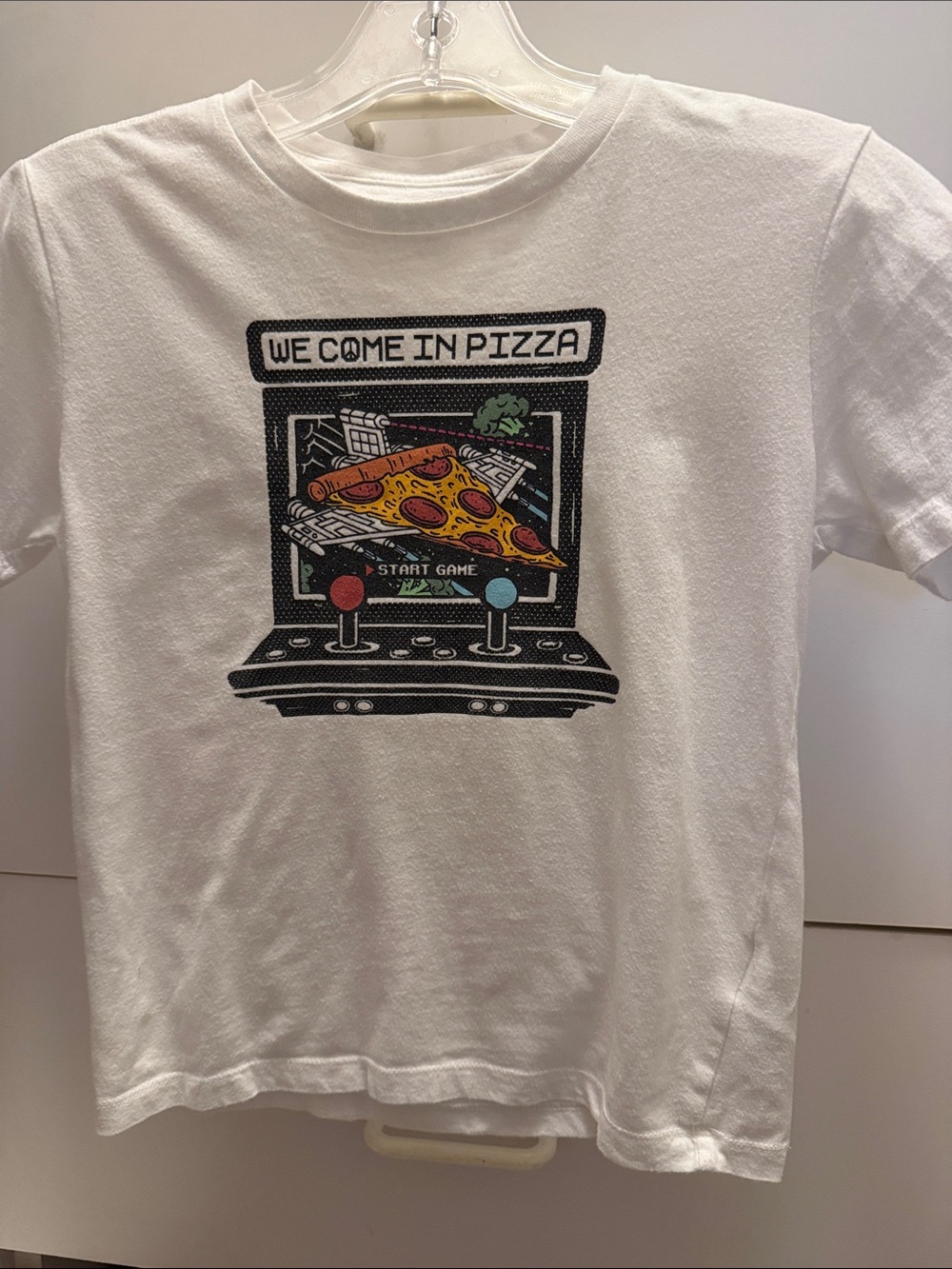 Old Navy White Kids Graphic Tee with Pizza Arcade Print
